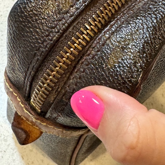 Louis Vuitton LV Monogram Canvas – Vintage 1992 w/ COA - Picture 15 of 15